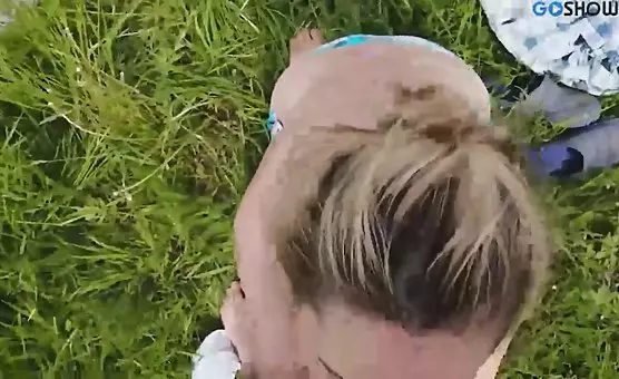 Outdoor Blowjob Encounters Horny Couple Excites Each Other